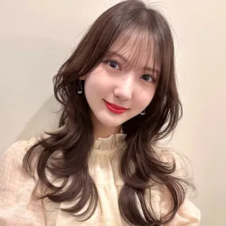 ロング 🌹ハッシュカット、 レイヤー韓国ヘア🌹のヘアスタイル