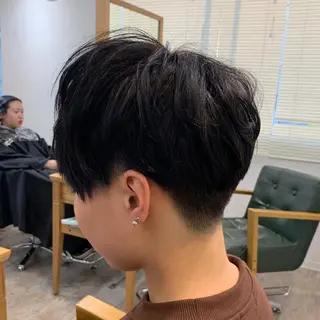 ショート 加藤 雄大のヘアスタイル
