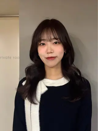 ロング sia所属・Nene Murakamiのヘアスタイル