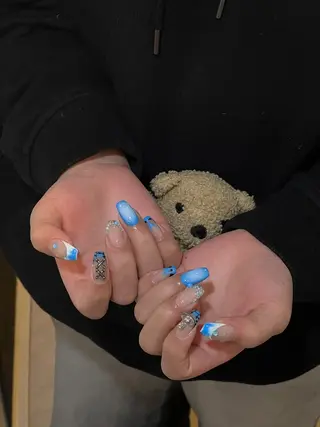 ネイル Dark Honey Kikiのネイルデザイン