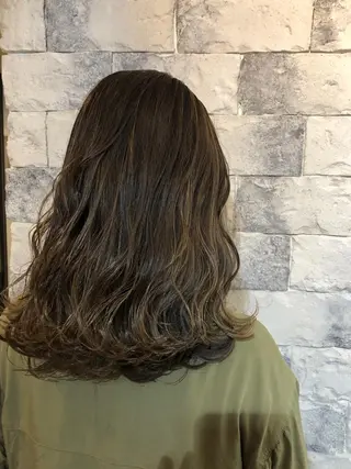 セミロング カラー AUBE HAIRazul吉祥寺所属・綺麗な髪質にしたい方 限定🌈清水 祥のヘアスタイル