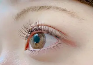 マツエク・マツパ まつ毛専門店chouchou所属・しぶや まなのマツエク・マツパデザイン