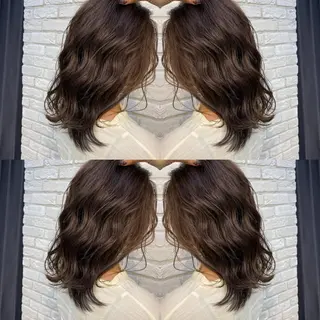 ミディアム ココロ☀️ CLUTCH天王寺店のヘアスタイル