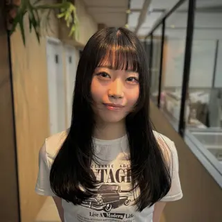 ロング INORI🐳/艶カ ラー/レイヤーカットのヘアスタイル