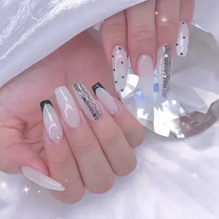 ネイル 帆南🌙Romy moon nailのネイルデザイン