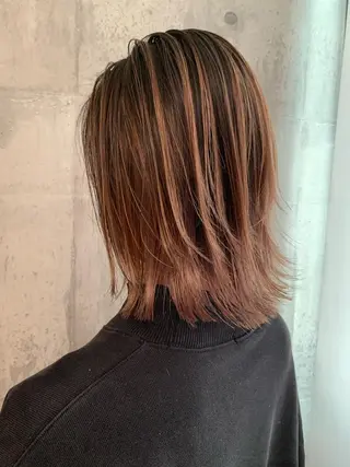 ミディアム レイヤーカット TAIKIのヘアスタイル