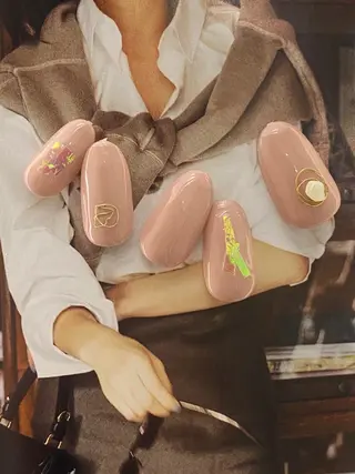 ネイル 中谷 明日香のヘアスタイル