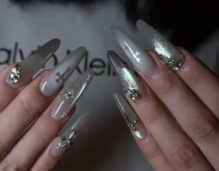 ネイル Molly _nailのネイルデザイン