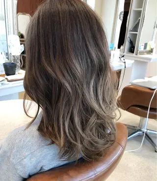 ミディアム カラー 奈良市／尼ヶ辻 谷川和也のヘアスタイル