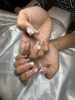 ネイル 濱岡 咲のネイルデザイン