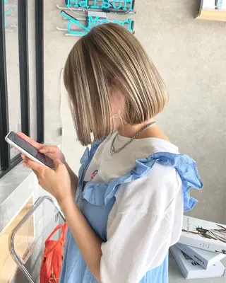 カラー 杉森 蘭琉のヘアスタイル