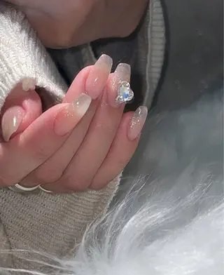 ネイル Me d'eau所属・Me d'eau Rinaのネイルデザイン