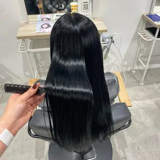 ロング カラー ななみ《ちゅるん カラー/まつパ》のヘアスタイル