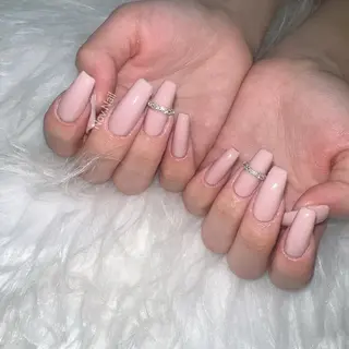 ネイル Nov. ネイルサロンのネイルデザイン