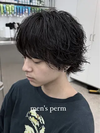 ショート カラー パーマ メンズ キッズ 岩本晴佳/波巻きパー マ/フェザーパーマのヘアスタイル