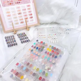 ネイル 🤩 Yuliaユリアのネイルデザイン