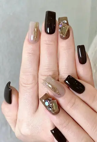 ネイル 高木 維麗絲のネイルデザイン