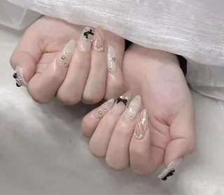 ネイル Lee Nailsのネイルデザイン