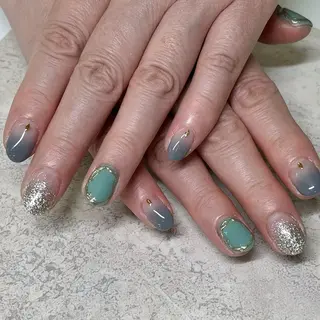 ネイル ネイルサロンアジアン池袋店所属・林 夏萌のネイルデザイン