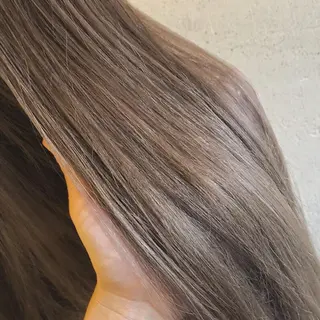 ロング フジサキ ケンのヘアスタイル