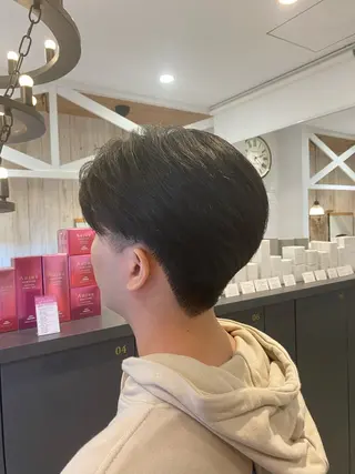 ショート メンズ 柴田 枝利子のヘアスタイル