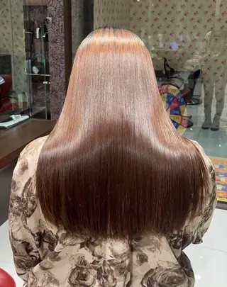 ロング 大川 有香のヘアスタイル