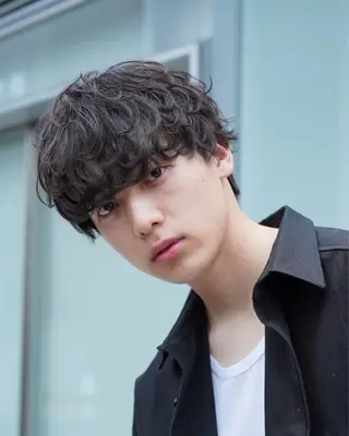 パーマ 🌀ソヘル/シャドウ ✨/メンズパーマ/栄のヘアスタイル