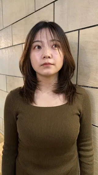 ミディアム 似合わせカラー/パー マ 🫧kotoneのヘアスタイル