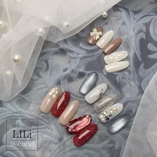 ネイル Ayane 🫧のネイルデザイン