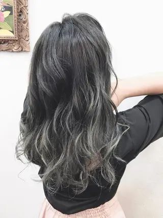 セミロング カラー 店長担当🌟 矢吹ガブリエル🌟のヘアスタイル