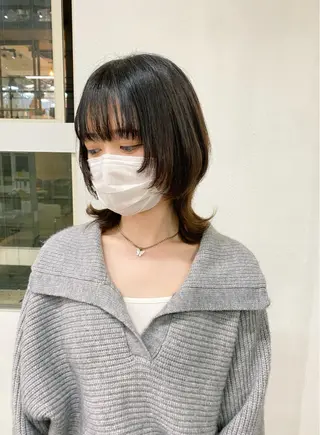 ミディアム カラー レイヤーウルフ エクステ磯部のヘアスタイル