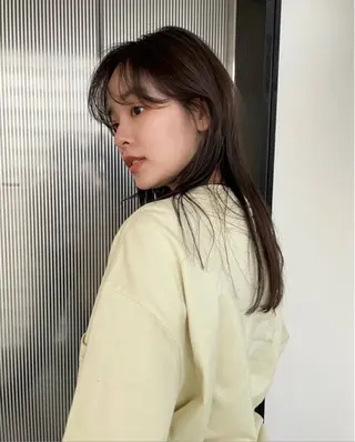 ロング Shion/ レイヤー/髪質改善のヘアスタイル