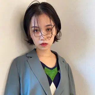 ショート カラー irwi/イルウィ所属・miku🎀門前仲町 ブリーチ・レイヤーのヘアスタイル