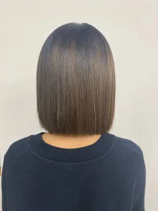 ショート akane/ 縮毛矯正/暖色のヘアスタイル