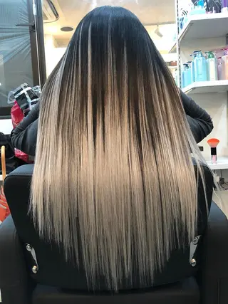 セミロング 100%高級人毛使用 LANIUMEDAのヘアスタイル