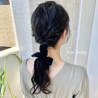 ヘアアレンジ 透けるベージュ/ 艶カラー♡のヘアスタイル