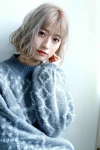 ミディアム 💗りゅうせい ハイトーン/似合わせのヘアスタイル