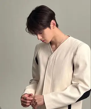 ショート カラー 艶感透明感カラー🤍 hinaのヘアスタイル