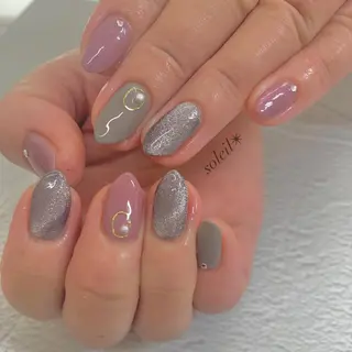 ネイル 粟津 美紀のネイルデザイン