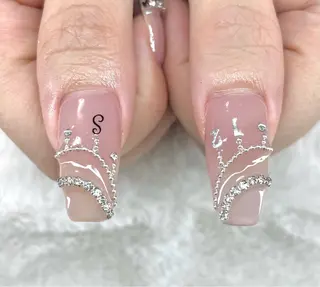 ネイル ChouChou NAIL SALON所属・サキ ChouChouのネイルデザイン