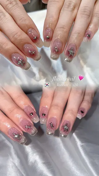 ネイル classic 新横浜所属・山田 暉のネイルデザイン