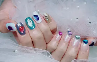 ネイル Cutil Nailsalon所属・Cutil. Nail🌈のネイルデザイン