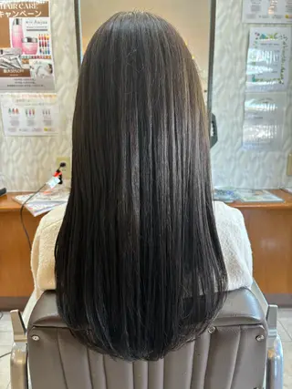 ロング カラー 亀山 来未のヘアスタイル