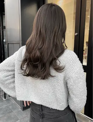 ロング runa/パーマ /ワンカラーモデルのヘアスタイル