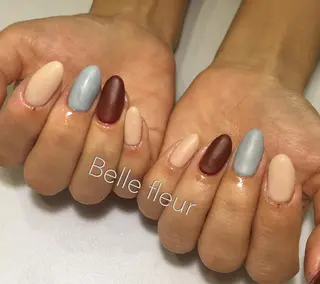 ミディアム ネイル Belle fleurのネイルデザイン
