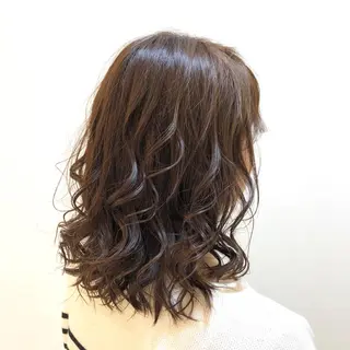 ミディアム カラー 🌈ぷる艶カラー🌈 髪質改善👑柳沼尚貴のヘアスタイル