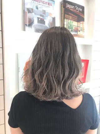 ミディアム カラー 髙橋 かすみのヘアスタイル