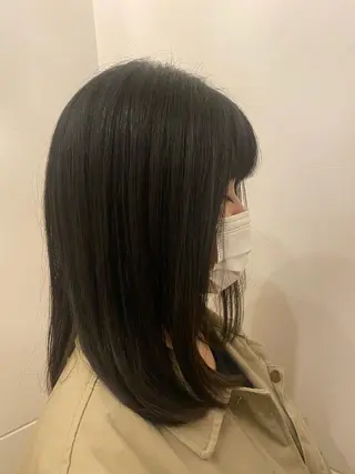 セミロング ボブ/透明感カラー 岸本涼奈のヘアスタイル