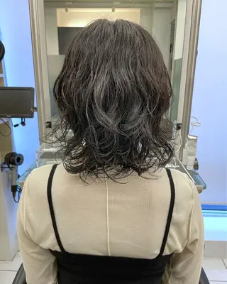 ミディアム パーマ 【レイヤーカット】 キサヌキミワのヘアスタイル