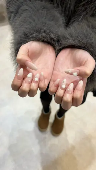 ネイル GO TODAY SHAiRE SALON 表参道colore店所属・emmi nailのネイルデザイン